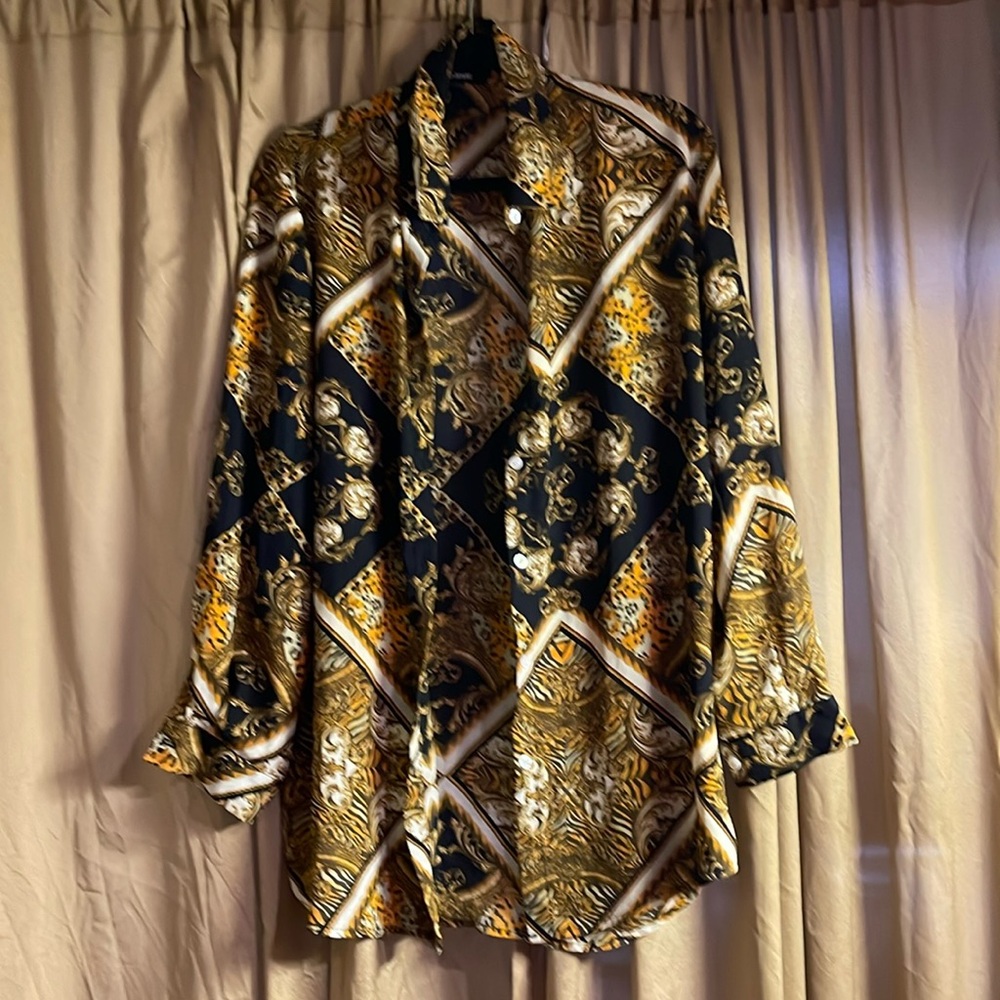 Women’s M Black/Gold Dress Shirt Blouse Button Up Button Sleeve Work Casual